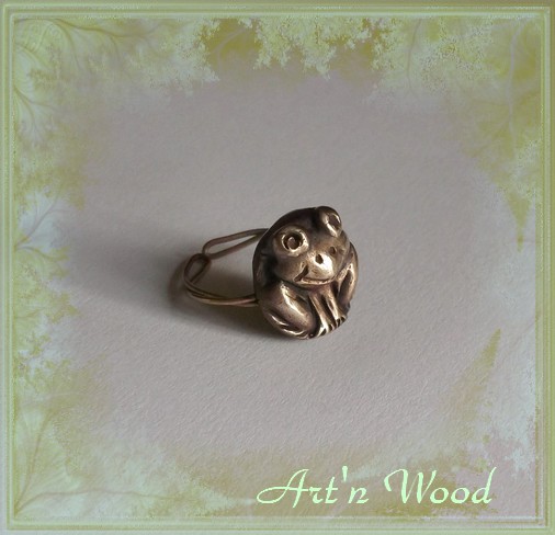 Bijou artisanal bague un Amour de Grenouille en bronze massif