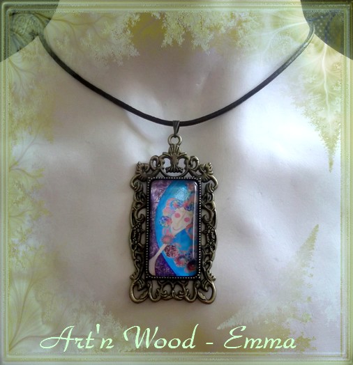 Bijou d'artiste, pendentif Femme arc-en-ciel d'Emma