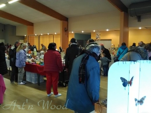 marché de Noël 2017, Mont-Près-Chambord, Art`n wood: artisan d`art, sculptrice, créatrice de sculptures, bijoux faits main et cadeaux d`art personnalisés sur-mesure en matières précieuses naturelles