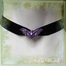 Bijou fait maison pendentif chauve-souris kawaï en verre violette