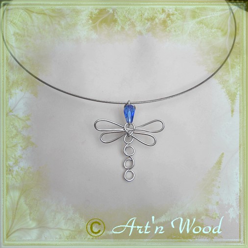 Pendentif fait main Fil d'AnimO Demoiselle Libellule bleue