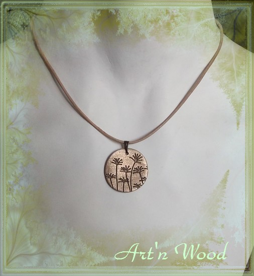 Pendentif artisanal champ de fleurs en bronze massif